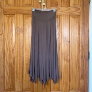 New Directions Taupe Rayon/Spandex midi skirt
